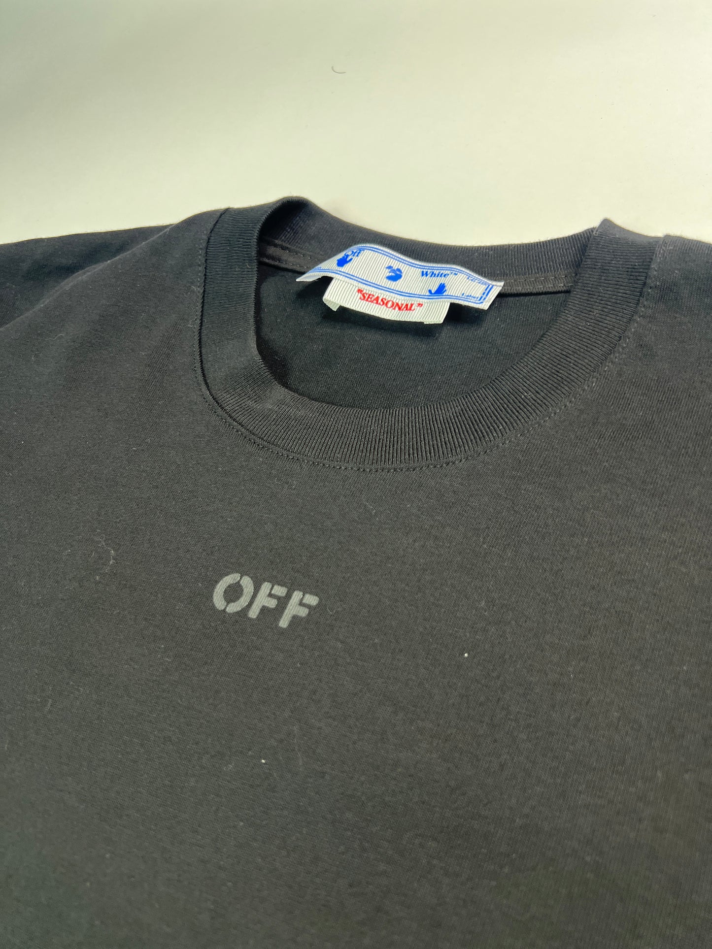 OFF WHITE Sz. XL